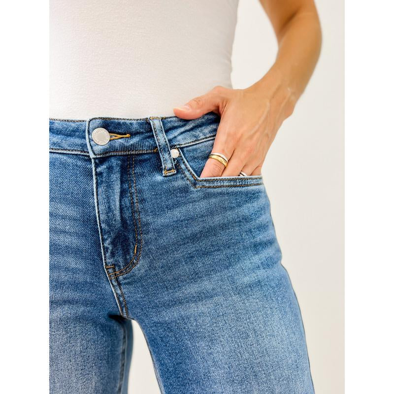 Judy Blue DENIM REVIVAL Mid-Rise Cropped Jeans